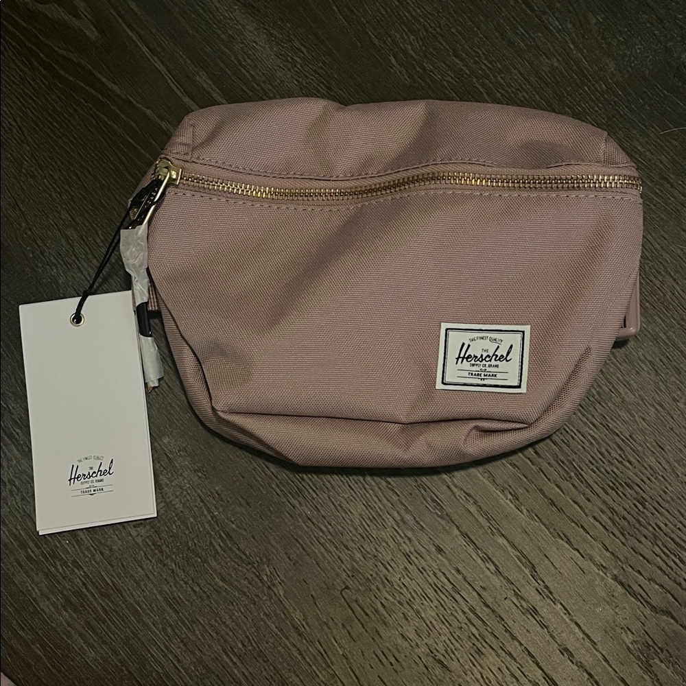 Herschel Supply Company Mini Bag in Mauve